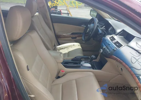 2012 Honda Accord 2.4 Ex-L z USA, uszkodzony, nr VIN 1HGCP2F84CA171495